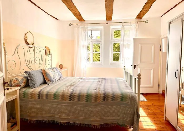 Ferien Im Alten Pfarrhaus 아파트 Neustadt (Hessen)